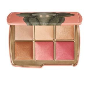 NIB HOURGLASS AMBIENT LIGHTING EDIT UNLOCKED ELEPHANT